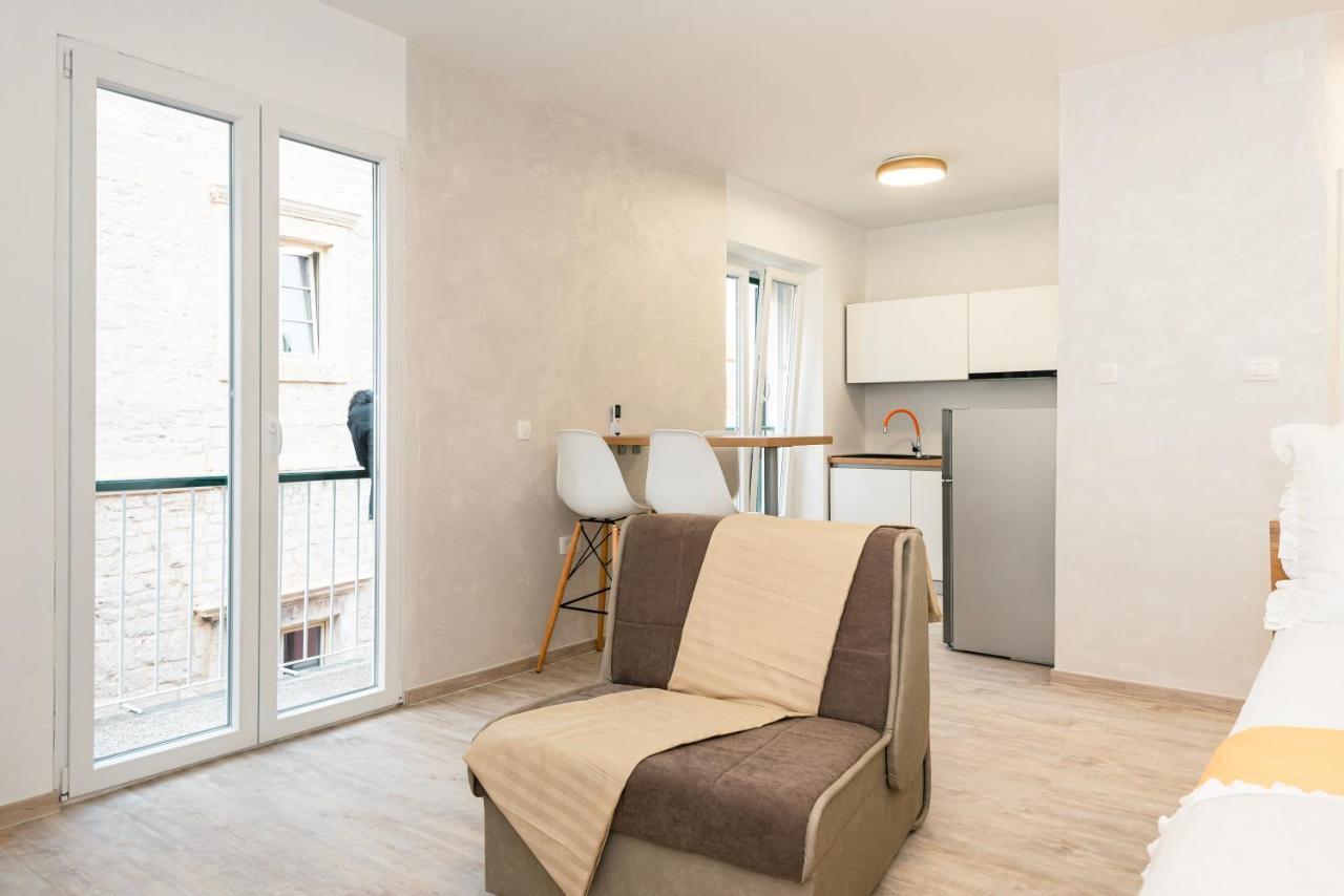 שיבניק Studio Apartman Max Center Of The Old Town Free Parking Beautiful View מראה חיצוני תמונה